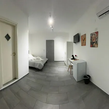 Bed & Breakfast B E B Helena 3*