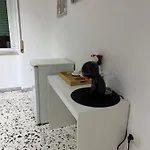 B E B Helena Νάπολη