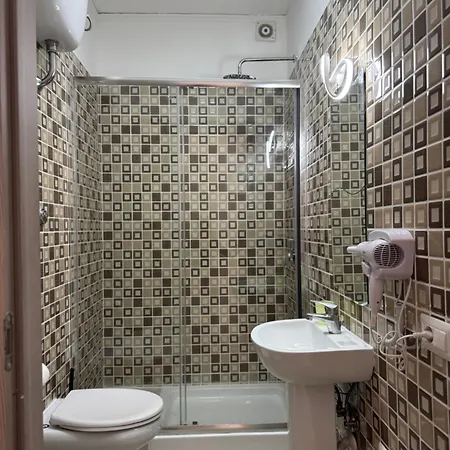 B E B Helena Bed and breakfast Nápoles